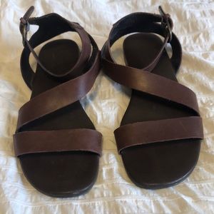 Brown leather straps sandals